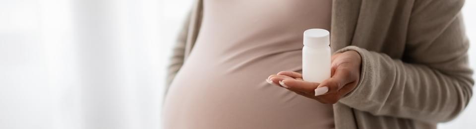Парацетамол при беременности: можно ли принимать без назначения врача и есть ли вред для ребенка?