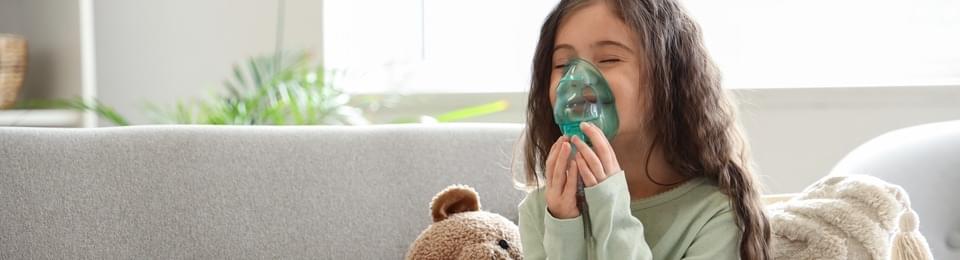 Інгаляції при нежитю: які препарати використовувати і як правильно інгалювати для полегшення дихання?
