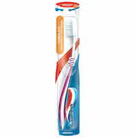 Зубная щетка Aquafresh Clean & Flex средняя