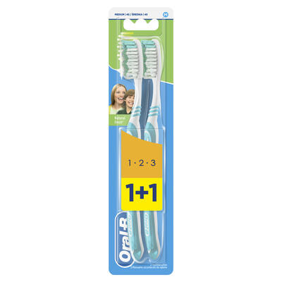 Зубна щітка Oral-B 1 - 2 - 3 Чистота! Свіжість! Сила! Clean Fresh Strong 40 середня 2 шт.