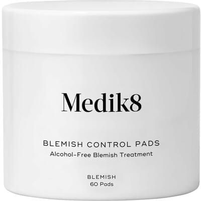 Подушечки для лица Medik8 Blemish Control Pads от высыпаний с салициловой кислотой 60 шт.