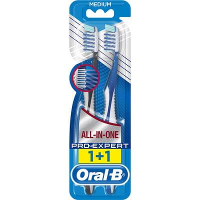 Зубна щітка Oral-B Pro-Expert Все в одному середньої жорсткості 2 шт.